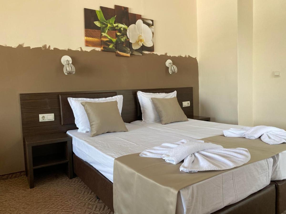 Family Hotel Teos Kiten  Ngoại thất bức ảnh